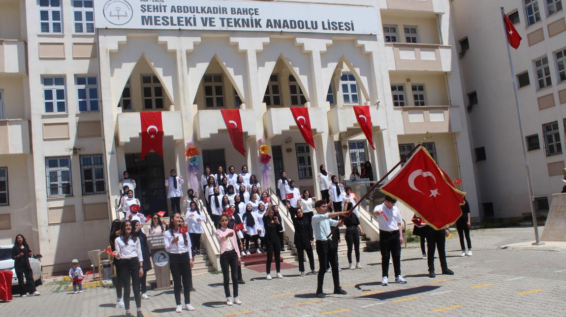 19 Mayıs Atatürk`ü Anma Gençlik ve Spor Bayramını Okulumuzda Coşkuyla Kutladık.